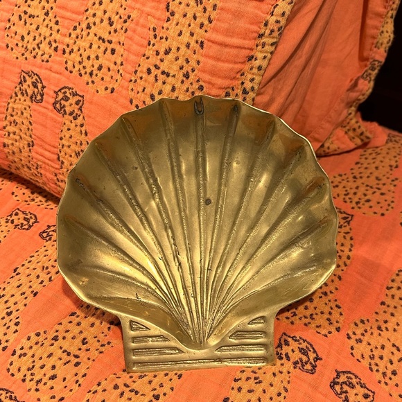 Brass seashell trinket dish VINTAGE - Picture 2 of 6